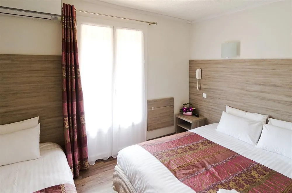 ***  Saint-Raphaël Hotel Le Virevent צרפת